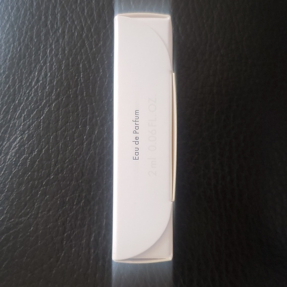 Louis Vuitton Coeur Battant eau de parfum 2 ml spray - Picture 5 of 5